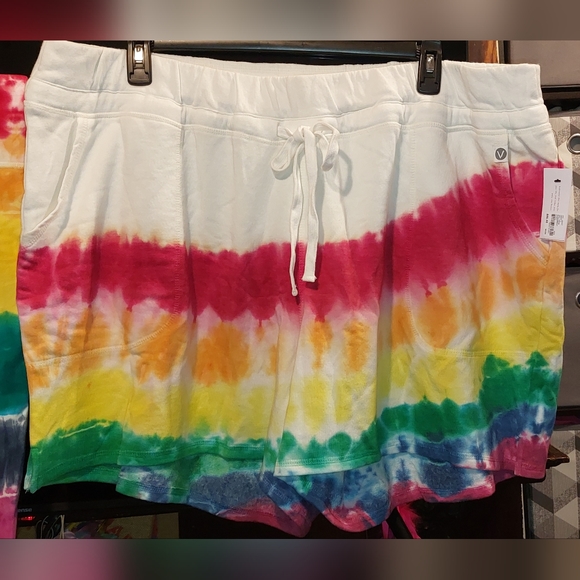 Lane Bryant Pride Collection - Picture 5 of 9